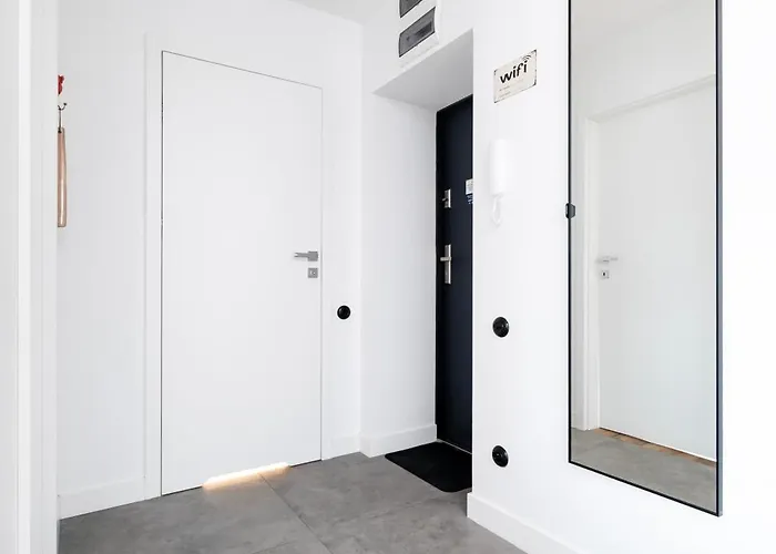 Piotrkowska - Location, Parking, Workspace - By Rentujemy Łódź