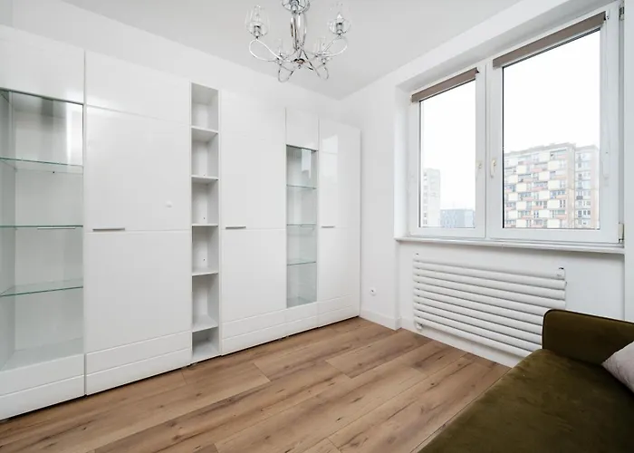 Piotrkowska - Location, Parking, Workspace - By Rentujemy Łódź