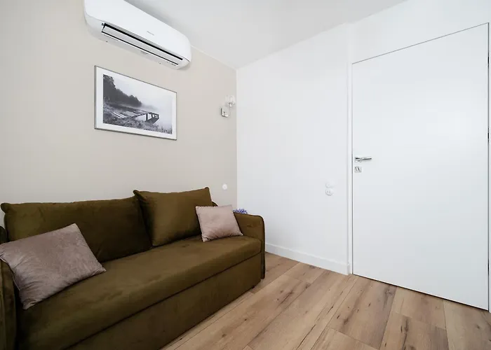 Piotrkowska - Location, Parking, Workspace - By Rentujemy * Łódź