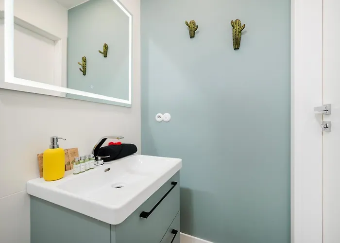 Apartman Piotrkowska - Location, Parking, Workspace - By Rentujemy Łódź