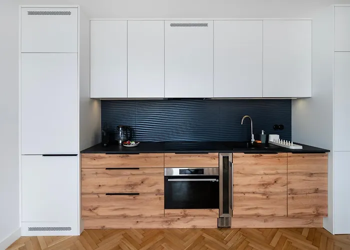 Piotrkowska - Location, Parking, Workspace - By Rentujemy *